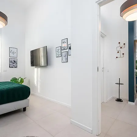 Classbnb - Bright Near The Center * 밀라노