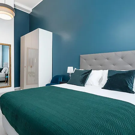 Classbnb - Bright Near The Center 아파트